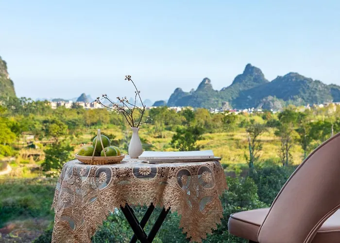 Guilin Village Creek Inn & Free Pick Up Service Over Three Nights