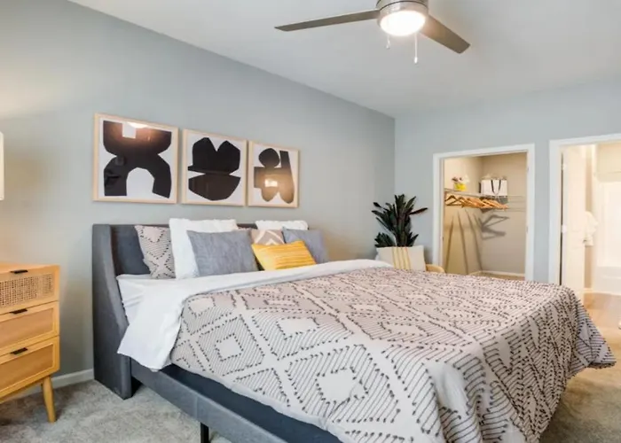 Aurora Condos By Barsala Madison