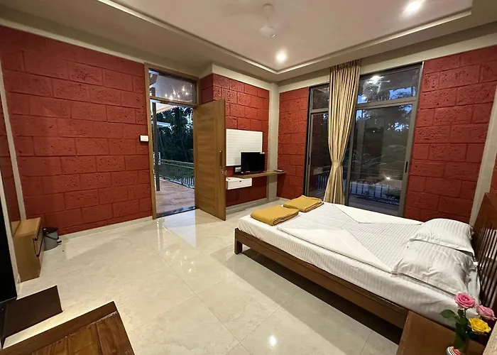 The Oasis Resort Diveagar