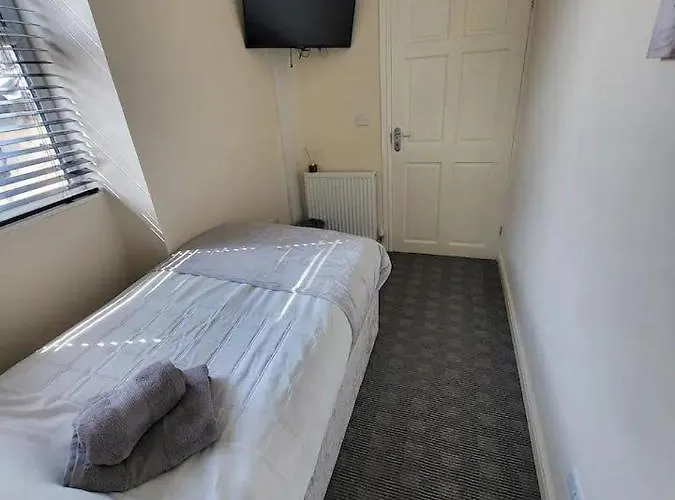 Dublin Packet - Single Room 3 Holyhead