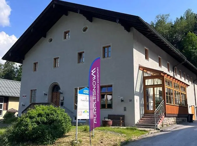 Twenty Seven City Hotel Zell am See