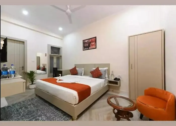 Hotel Taj Holiday Agra 