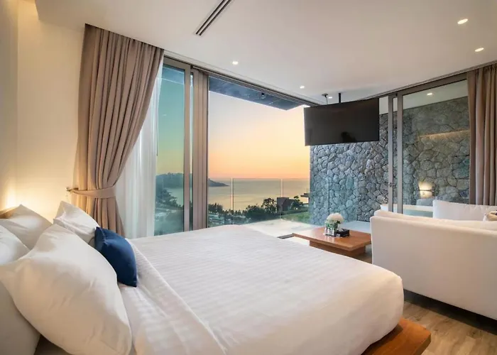 Sae Theatre Phuket Villa3 หาดกะตะ
