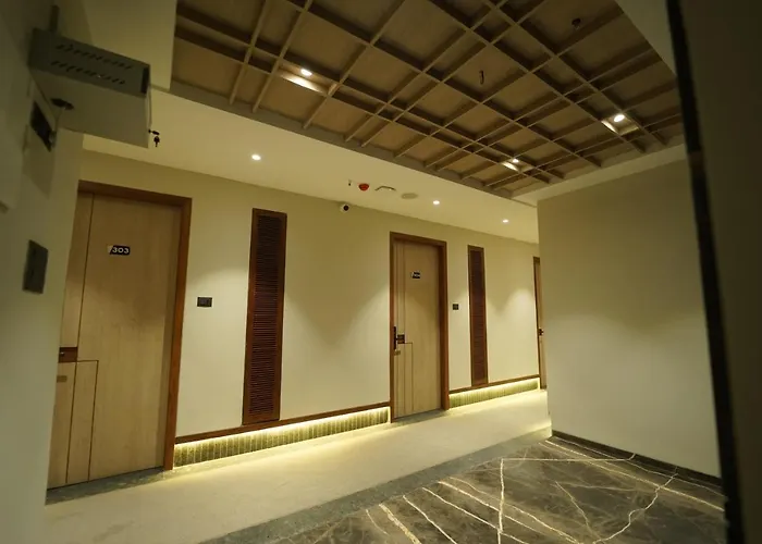 Hotel Laksh Raipur 