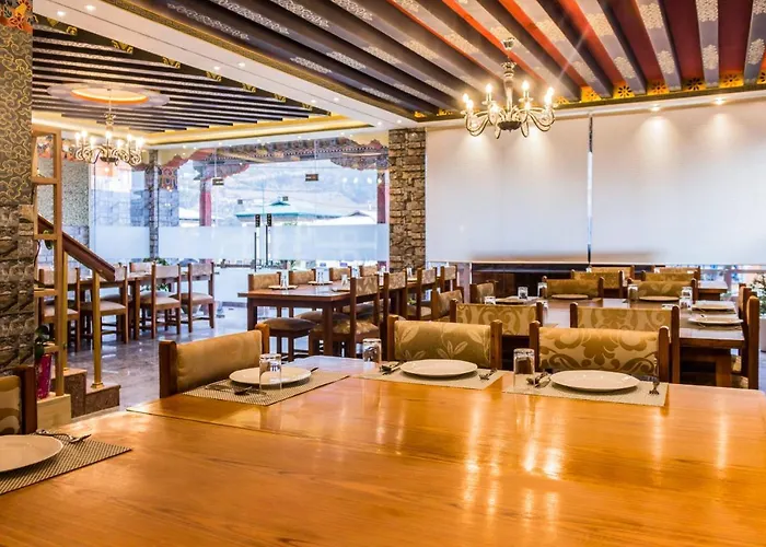 White Dragon Hotel Punakha