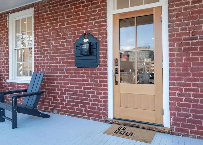 Boutique Room Steps From Downtown Mall Rose Jean - Room 4 Charlottesville