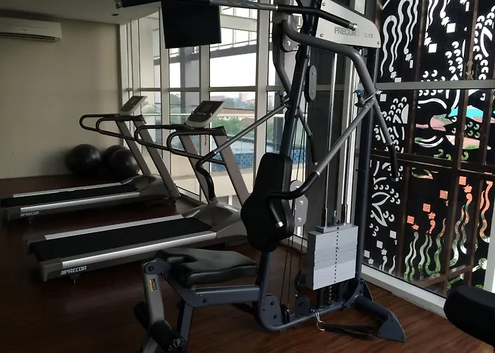 Aston Bellevue Radio Dalam Hotel Jakarta