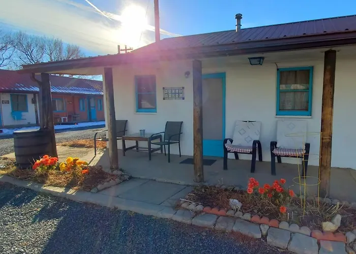 Cimarron Inn & Rv Park