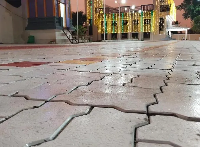 Vijay Balaji Mahal A/C Hotel Tiruvannamalai