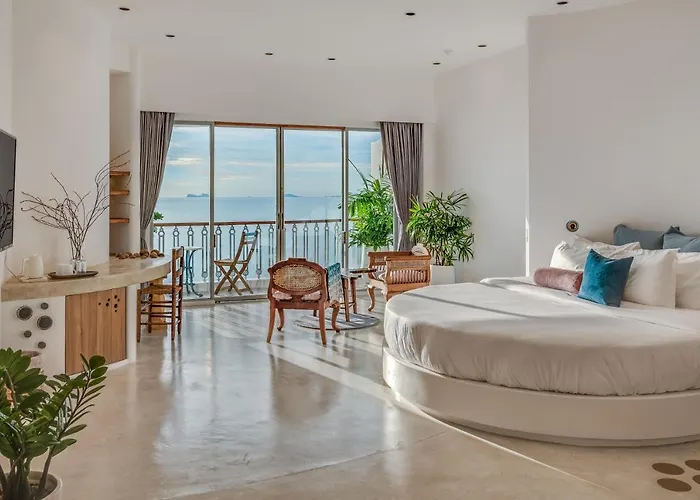 Ampersand Resort Bophut