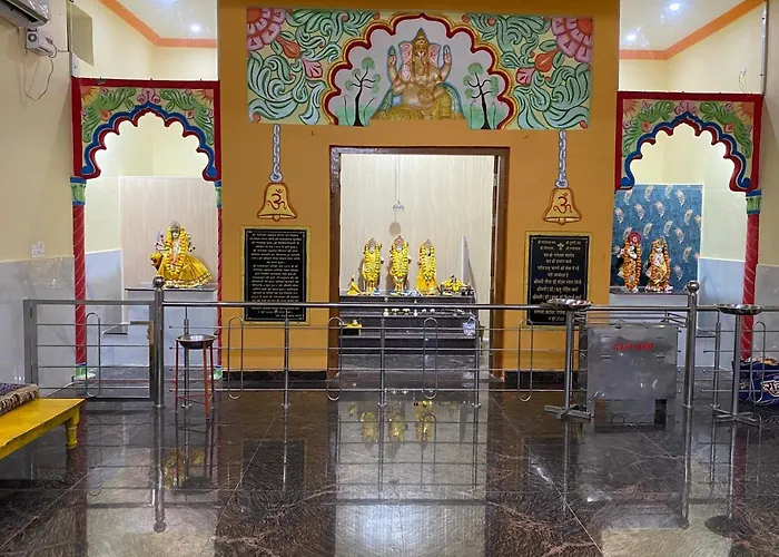 Pitambra Vishranti Grah Hotel Datia
