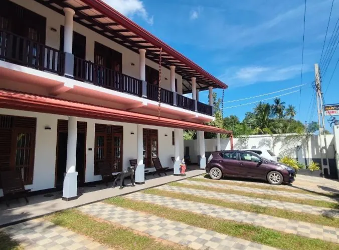 Sara Place Tangalle