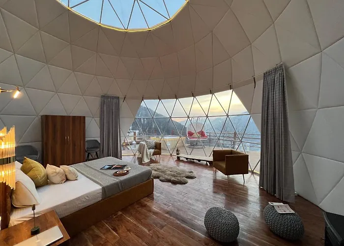 Glamping Club Hotel Manali 