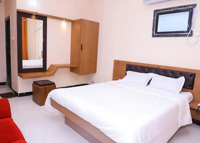 Hotel Brahmand Jejuri
