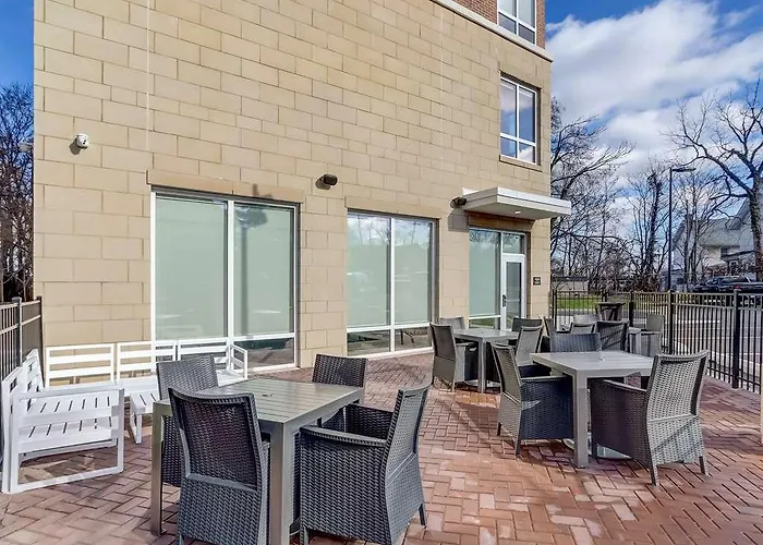 Hampton Inn And Suites Cincinnati Midtown Rookwood