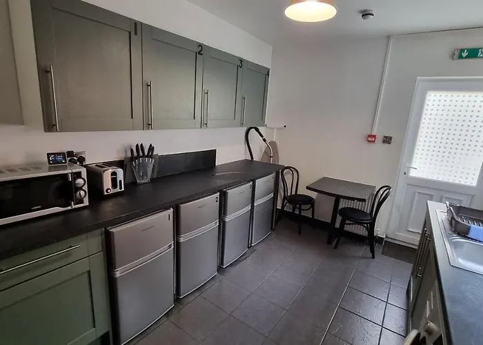 Double Room With Kitchen Facilities Nottingham