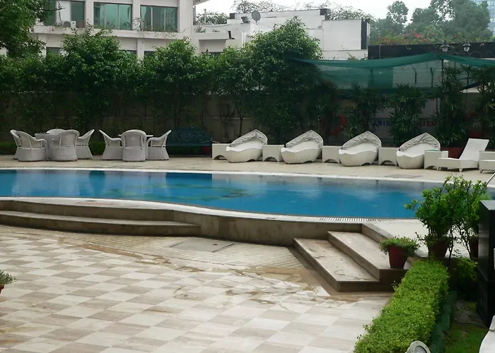 Hotel The Royal Plaza Neu-Delhi