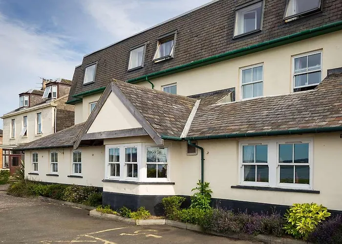 Travelodge Helensburgh Seafront