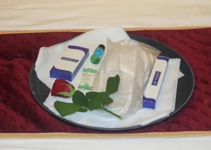Hotel Crown Savoy, Near Railway Station & Guru Nanak Dev University Amritsar