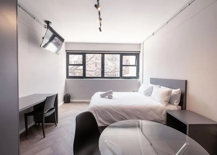 Inn & Out Plus Rosebank Johannesburg