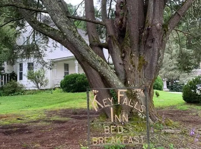 The Inn At Key Falls Estate Pisgah Forest