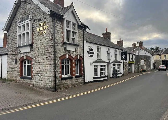 The White Lion Hotel Bridgend 