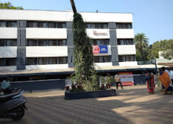 Hotel Shreeman ,Satara