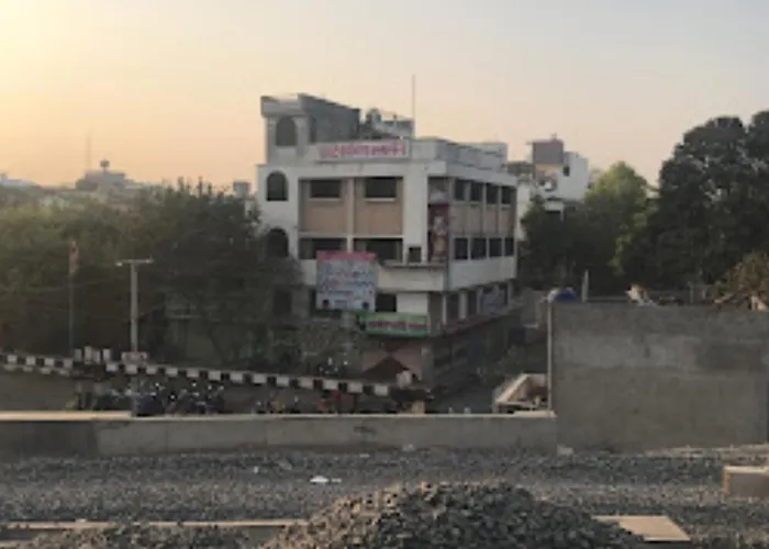 Hotel Maan Residency Bhusawal