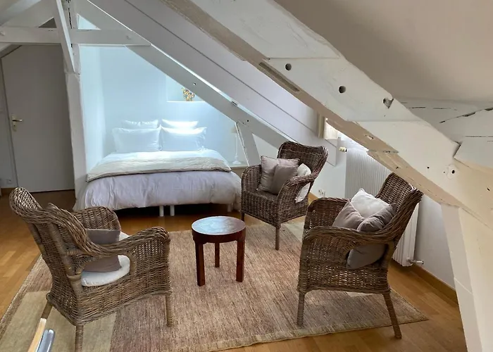 Hotel La Thebauderie à Montfort-lʼAmaury