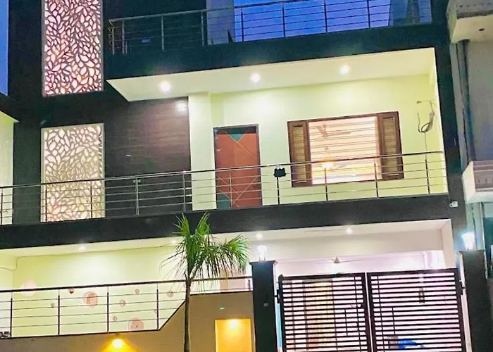 Gold Residency By Expo View Bed & Breakfast Greater Noida