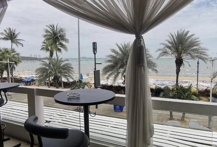 Genie'S Pattaya Hotel