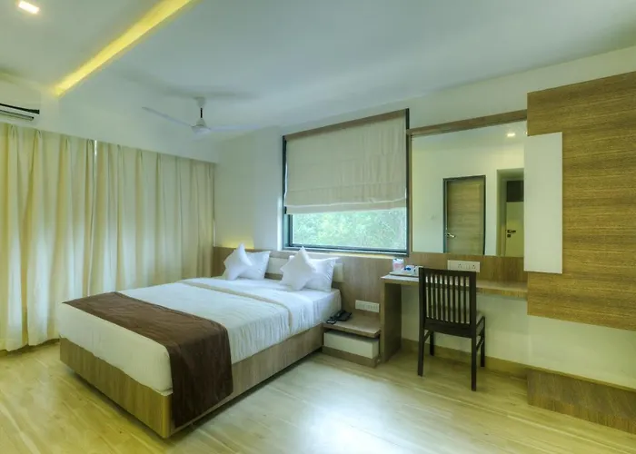 Crown Inn Panvel