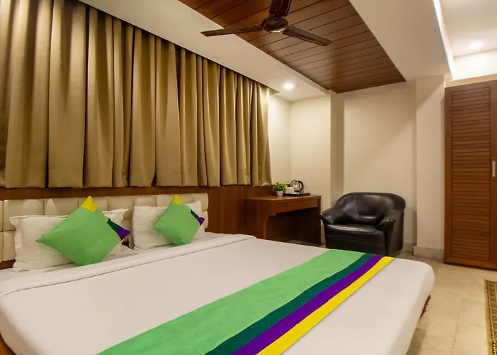 Treebo Royal Orbit, Metropoliton Hotel Kolkata