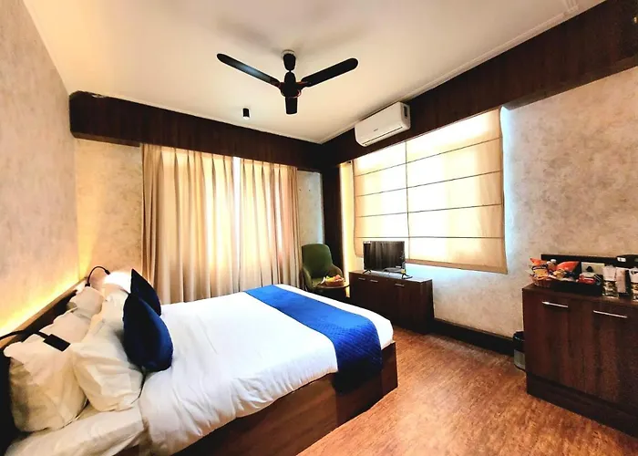Hotel Royal Plaza Srinagar 