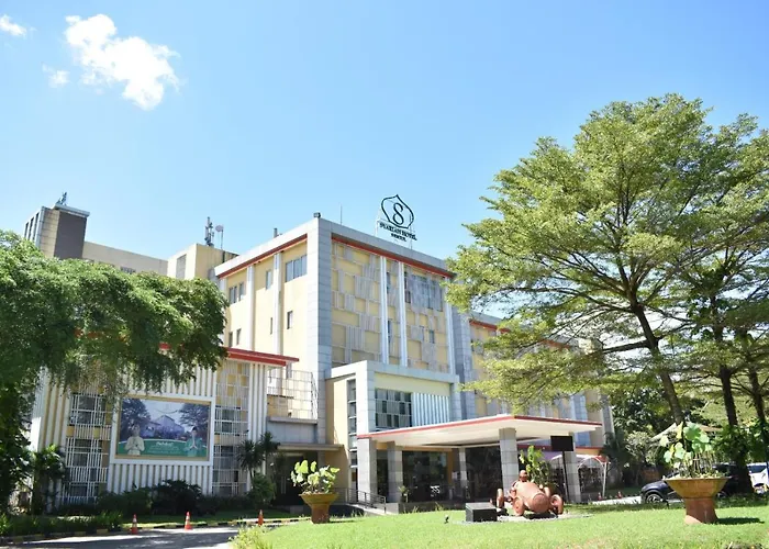 Lorin Syariah Hotel Sentul Bogor