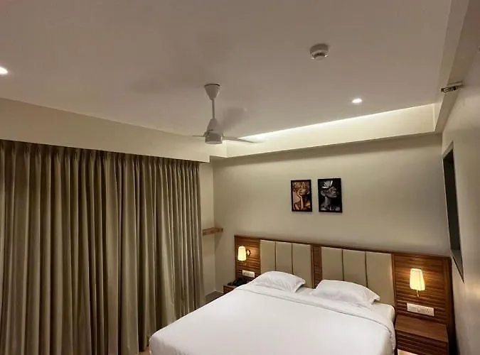 Hotel Krystal Sangli