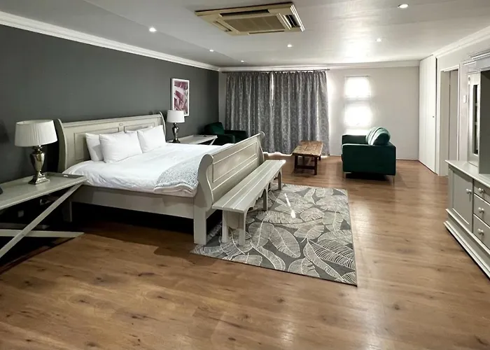 Ferns Country Lodge Mafikeng
