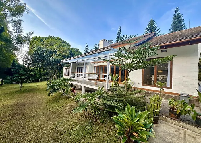 Villa Putih Le Cordon Bandung