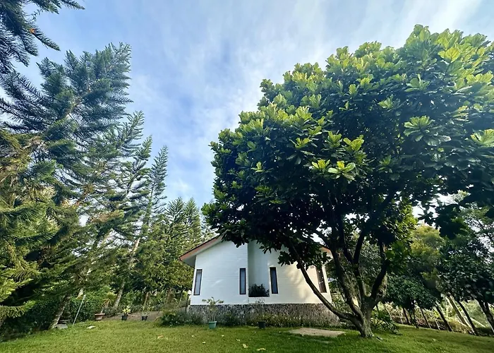 Villa Putih Le Cordon Bandung