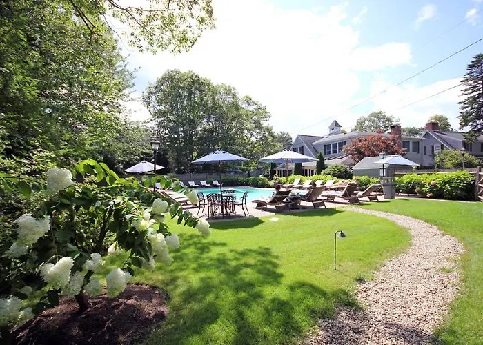 Cape Arundel Inn - Club House Kennebunkport