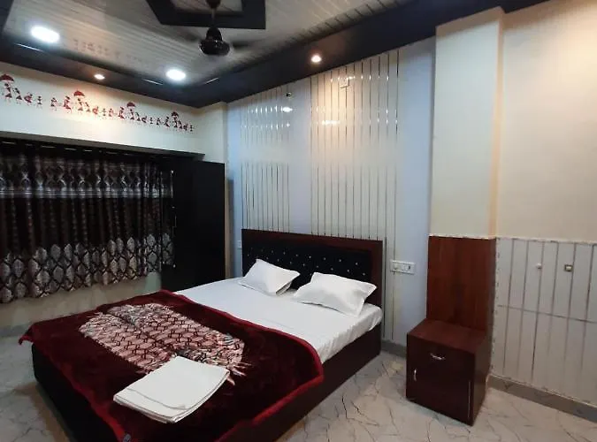 Raghuvanshi Paying Guest House Varanasi