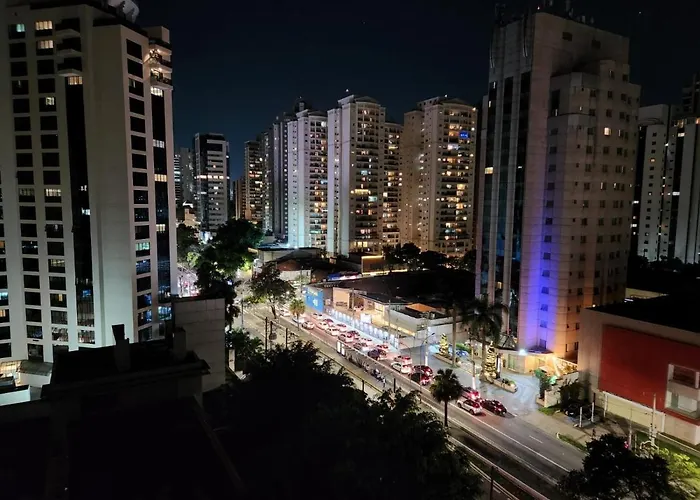 Hotel Qi Intelligence 5 Estrelas Av. Ibirapuera Moema São Paulo