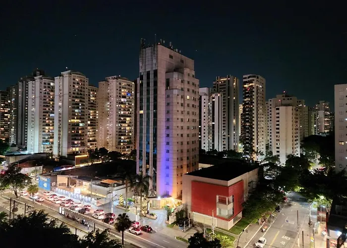 Hotel Qi Intelligence 5 Estrelas Av. Ibirapuera Moema São Paulo