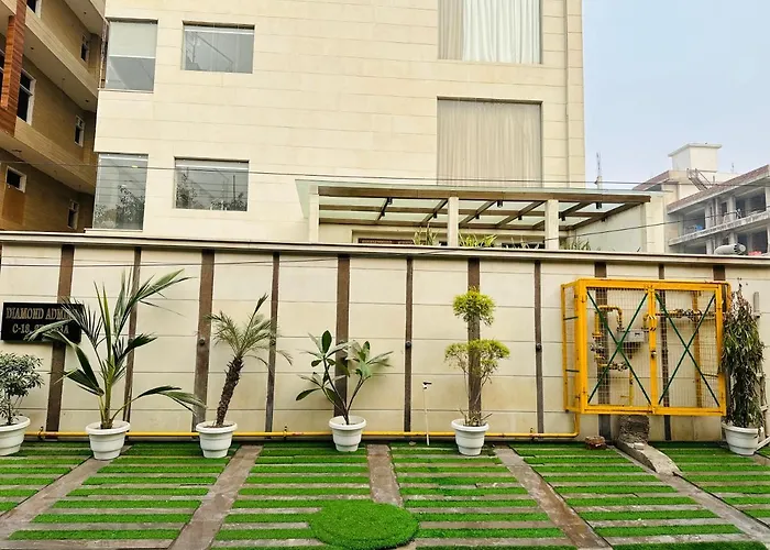 Diamond Admire Hotel & Banquets By Mmd Noida