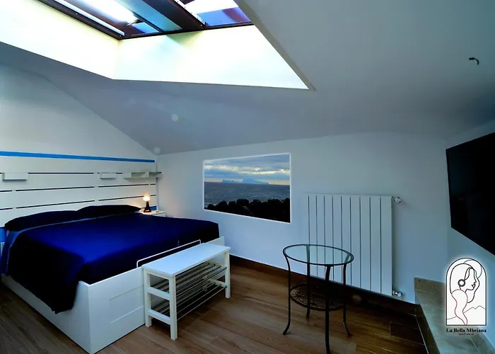 Hotel La Bella 'Mbriana à Naples