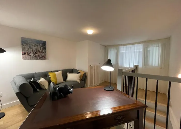 Appartement Charles Le Brun, Face au Château de Versailles, avec parking privé