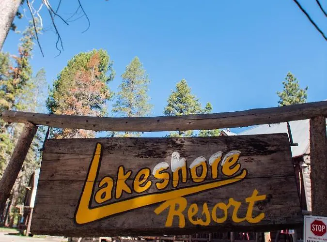 Lakeshore Resort