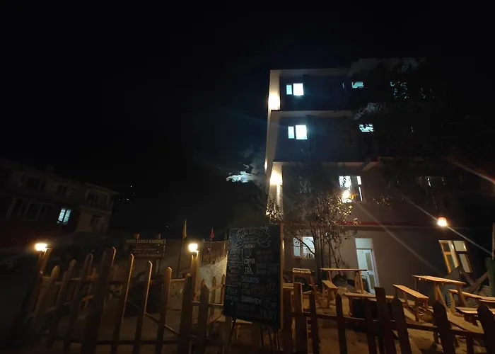 Hotel Sangla Mansion