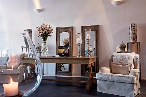 San Antonio Luxury Hotel Oia