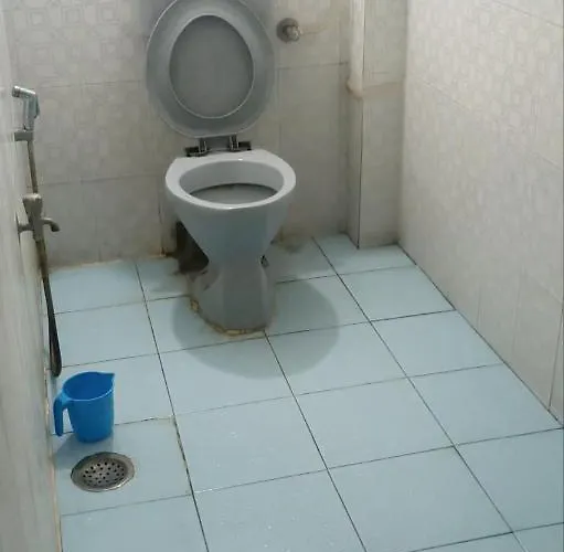 Gandhi Ganaga Guest House Varanasi